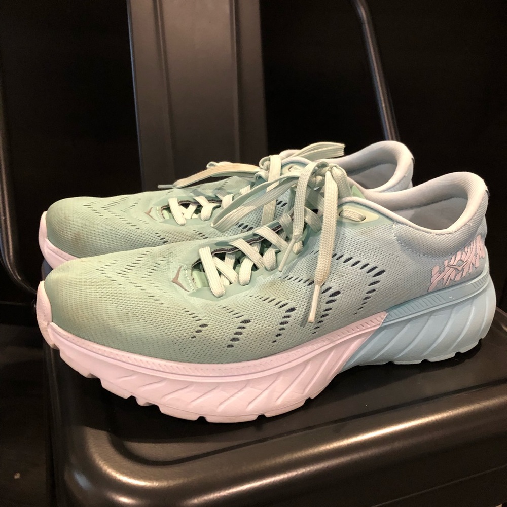 HOKA ONE ONE